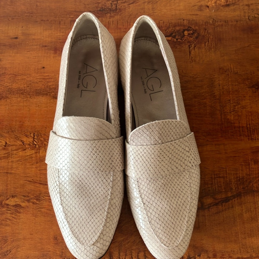 AGL Ivory snake embossing Loafers ATTILIO GIUSTI LEOMBRUNI Women size 38.5